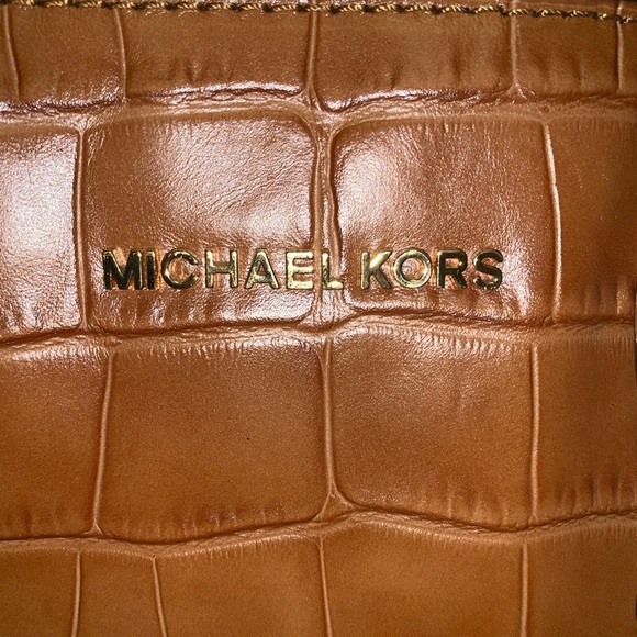 MICHAEL KORS purse - Picture 4 of 4